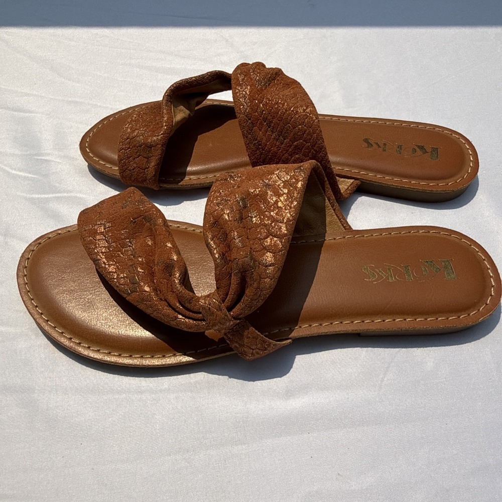 Kork-Ease Tan Leather Elaver Slip On Thong Sandals Size 10 Women's